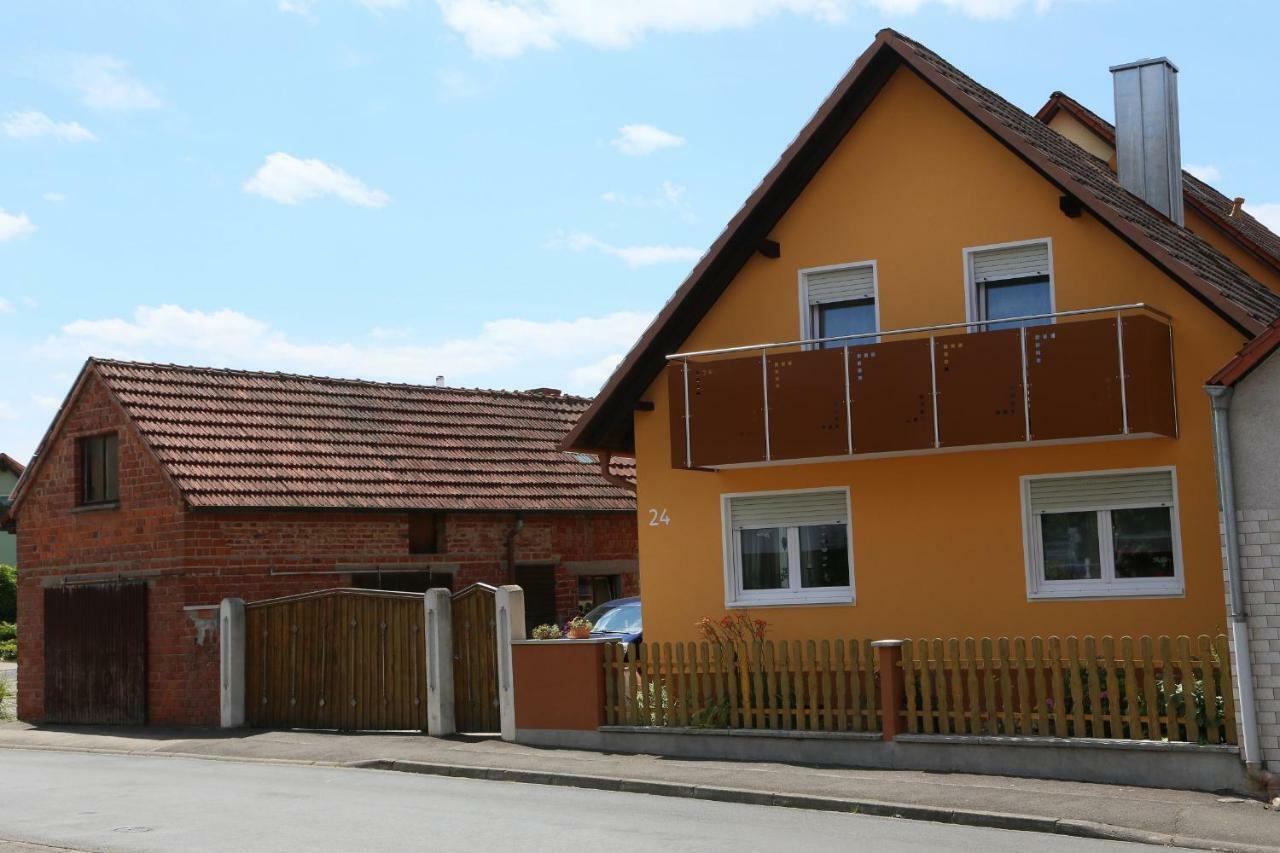 Ferienwohnung Memmel Sulzfeld  Εξωτερικό φωτογραφία
